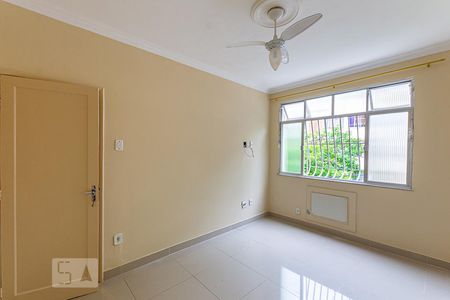 Apartamento para alugar com 95m², 3 quartos e sem vaga Apartamento para alugar com 95m², 3 quartos e sem vagaSuite