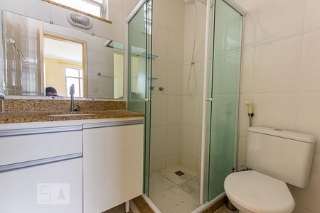 Apartamento para alugar com 95m², 3 quartos e sem vaga Apartamento para alugar com 95m², 3 quartos e sem vagaBanheiro da Suíte