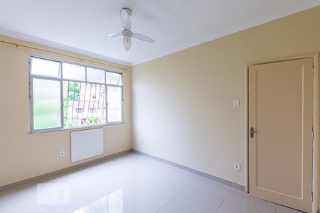 Quarto 1 de apartamento para alugar com 3 quartos, 95m² em Santa Rosa, Niterói