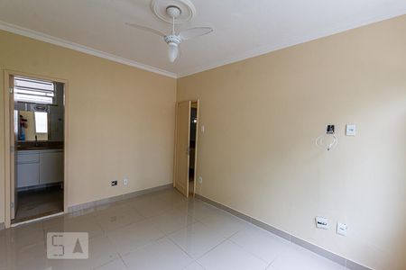 Apartamento para alugar com 95m², 3 quartos e sem vaga Apartamento para alugar com 95m², 3 quartos e sem vagaSuite