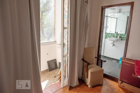 Apartamento à venda com 206m², 3 quartos e 1 vaga Apartamento à venda com 206m², 3 quartos e 1 vagaSuite