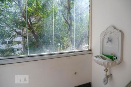 Apartamento à venda com 206m², 3 quartos e 1 vaga Apartamento à venda com 206m², 3 quartos e 1 vagaSuite