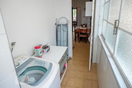 Apartamento à venda com 206m², 3 quartos e 1 vaga Apartamento à venda com 206m², 3 quartos e 1 vagaLavanderia