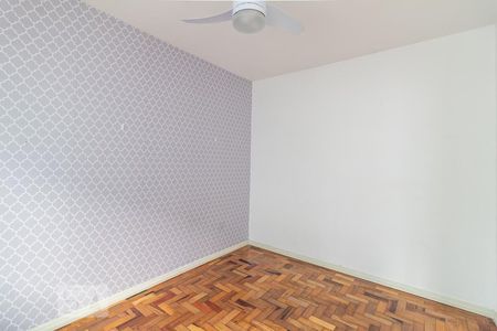 Quarto de apartamento para alugar com 1 quarto, 42m² em Vila Ipiranga, Porto Alegre