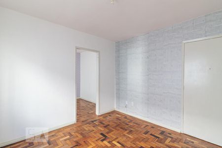 Sala de apartamento para alugar com 1 quarto, 42m² em Vila Ipiranga, Porto Alegre