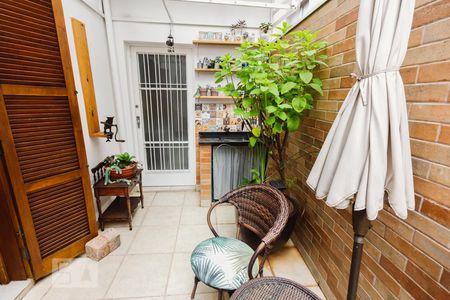 Quintal de casa à venda com 2 quartos, 95m² em Lapa, São Paulo