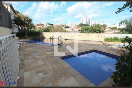 Apartamento à venda com 52m², 2 quartos e 1 vaga Apartamento à venda com 52m², 2 quartos e 1 vagaÁrea comum - Piscina