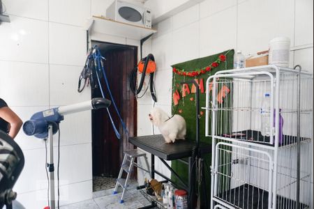 Casa à venda com 200m², 5 quartos e 1 vagaSalão 