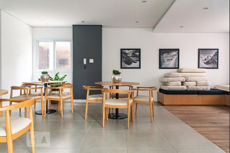 Studio à venda com 40m², 1 quarto e 1 vagaSalão de festas