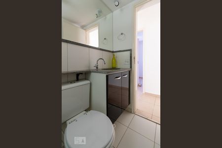 Apartamento à venda com 69m², 3 quartos e 2 vagasBanheiro