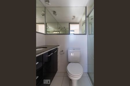 Apartamento à venda com 69m², 3 quartos e 2 vagasBanheiro da Suíte