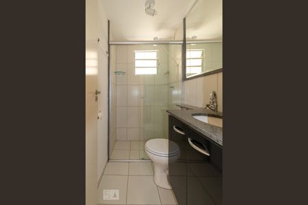 Apartamento à venda com 69m², 3 quartos e 2 vagasBanheiro