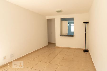 Sala de apartamento à venda com 3 quartos, 69m² em Paraíso do Morumbi, São Paulo