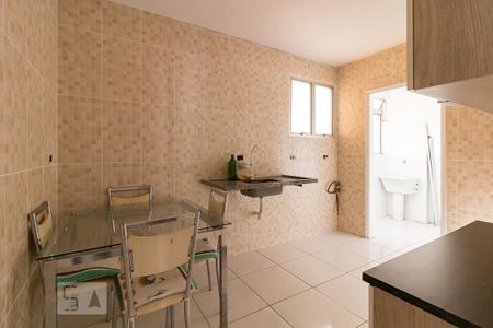 Apartamento à venda com 80m², 2 quartos e 1 vagaCozinha