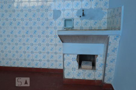 Casa para alugar com 161m², 3 quartos e 1 vagaÁrea de Serviço Casa fundos