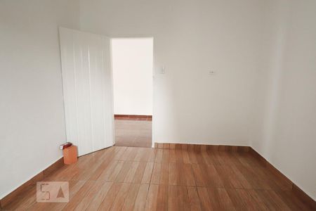 Quarto 2 de casa à venda com 3 quartos, 161m² em Vila Lucinda, Santo André