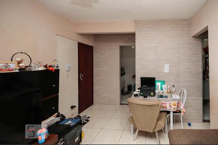 Sala de apartamento para alugar com 2 quartos, 63m² em Inhauma, Rio de Janeiro