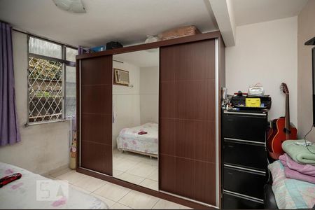 Quarto 1 de apartamento para alugar com 2 quartos, 63m² em Inhauma, Rio de Janeiro