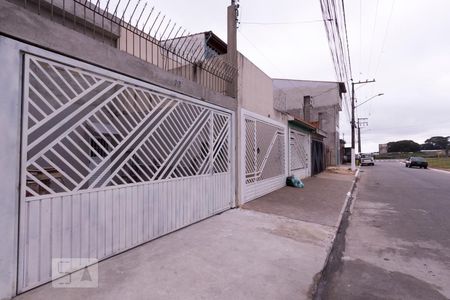 Casa para alugar com 80m², 2 quartos e 1 vagaFachada