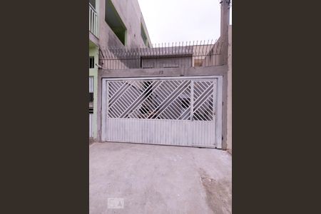 Casa para alugar com 80m², 2 quartos e 1 vagaFachada