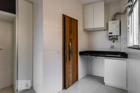 Área de Serviço de apartamento para alugar com 2 quartos, 70m² em Jardim Guanabara, Rio de Janeiro