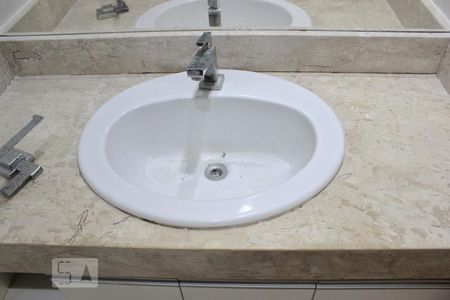 Apartamento para alugar com 198m², 4 quartos e 2 vagasBanheiro Social