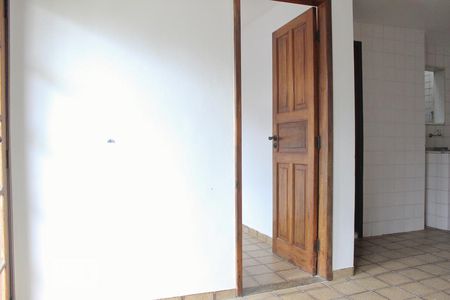 Apartamento para alugar com 198m², 4 quartos e 2 vagasArea de Serviço