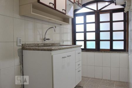 Apartamento para alugar com 198m², 4 quartos e 2 vagasCozinha