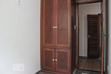 Apartamento para alugar com 198m², 4 quartos e 2 vagasQuarto 2