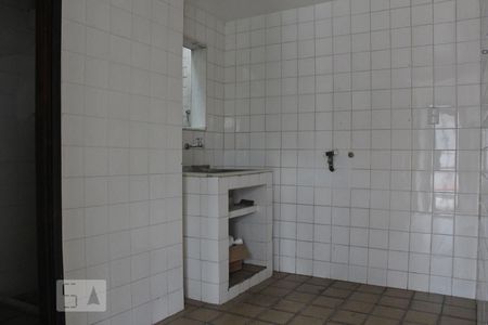 Apartamento para alugar com 198m², 4 quartos e 2 vagasArea de Serviço
