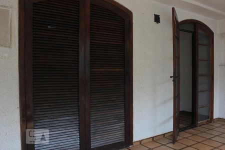 Apartamento para alugar com 198m², 4 quartos e 2 vagasVaranda quarto piso