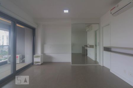 Sala/Quarto de kitnet/studio para alugar com 1 quarto, 43m² em Brooklin Paulista, São Paulo