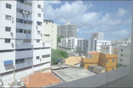 Vista da Sala de apartamento para alugar com 3 quartos, 100m² em Costa Azul, Salvador