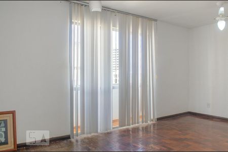 Sala de apartamento para alugar com 3 quartos, 100m² em Costa Azul, Salvador