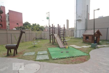 Apartamento à venda com 40m², 2 quartos e sem vagaÁrea Comum - Playground