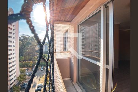 Apartamento à venda com 65m², 3 quartos e 1 vagavaranda