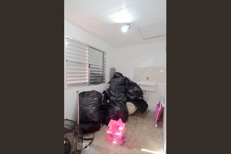 Casa para alugar com 50m², 1 quarto e sem vagaÁrea de Serviço