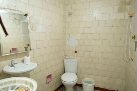 Casa à venda com 290m², 2 quartos e 7 vagasBanheiro