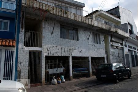 Casa à venda com 290m², 2 quartos e 7 vagasFachada