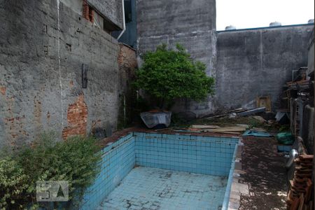 Casa à venda com 290m², 2 quartos e 7 vagasPiscina