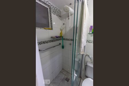 Apartamento à venda com 70m², 2 quartos e 1 vaga Apartamento à venda com 70m², 2 quartos e 1 vagaBanheiro