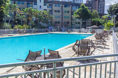 Apartamento à venda com 70m², 2 quartos e 1 vaga Apartamento à venda com 70m², 2 quartos e 1 vagaÁrea comum - Piscina