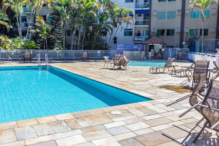 Apartamento à venda com 70m², 2 quartos e 1 vaga Apartamento à venda com 70m², 2 quartos e 1 vagaÁrea comum - Piscina