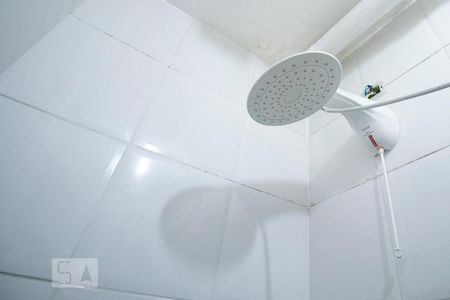 Banheiro de kitnet/studio para alugar com 1 quarto, 35m² em Vila Clementino, São Paulo