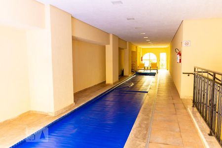 Apartamento à venda com 49m², 1 quarto e 1 vaga Apartamento à venda com 49m², 1 quarto e 1 vagaÁrea comum - Piscina coberta