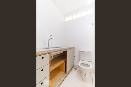 Apartamento para alugar com 90m², 3 quartos e 1 vaga Apartamento para alugar com 90m², 3 quartos e 1 vagaBanheiro social