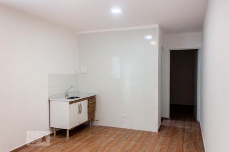 Casa de condomínio para alugar com 35m², 1 quarto e 1 vagaSala/Cozinha