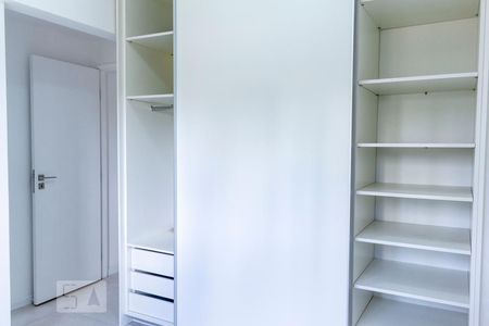 Apartamento para alugar com 53m², 2 quartos e 1 vagaSuíte