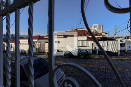 Vista - Sala de casa para alugar com 3 quartos, 180m² em Centro, Mogi das Cruzes