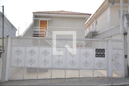 Casa de condomínio à venda com 38m², 1 quarto e 1 vaga Casa de condomínio à venda com 38m², 1 quarto e 1 vagaFachada